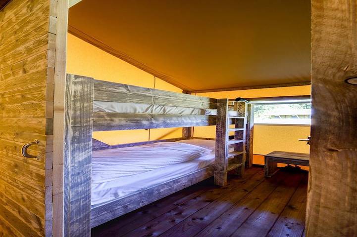 Schickes Glamping-Refugium mit Pool in Dalfsen, Regio Zwolle