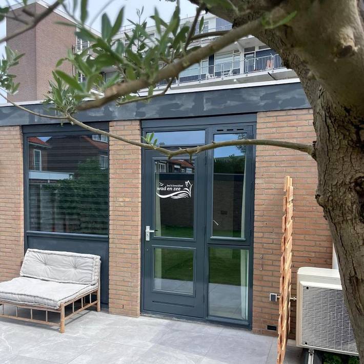 Alojamiento y desayuno para 2 personas, con vistas y jardín - 1