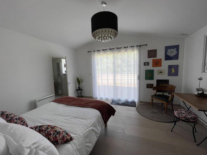 Chambre d’hôte pour 2 personnes, avec piscine et terrasse ainsi que vue et jardin à Saint-Hilaire-de-Riez - 3