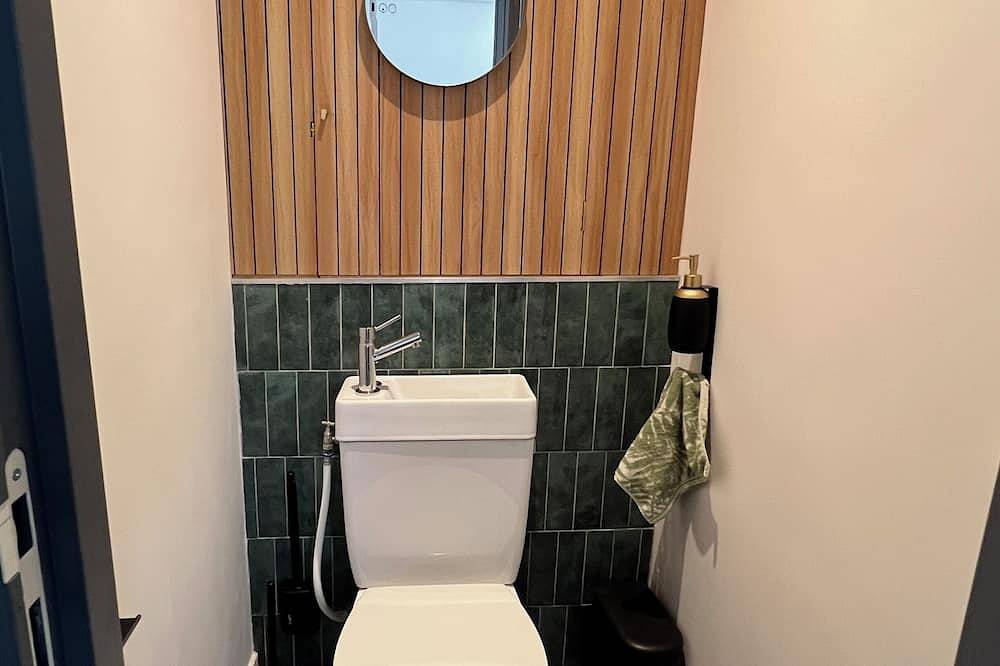 Entire apartment, Luxury Èze Flat -Walk to the Beach in Èze, Nice region