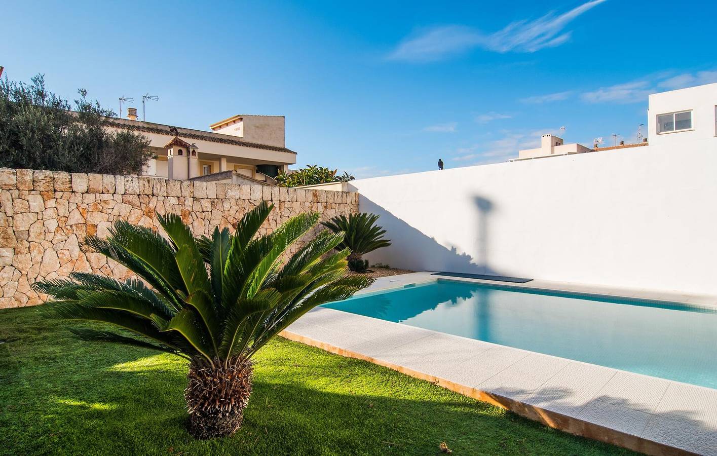 Appartement de vacances entier, Retraite à Playa Es Pregons avec piscine et terrasse in Colònia de Sant Jordi, Ses Salines