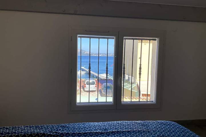 Gîte pour 4 personnes dans Plage de la Madrague (Giens) - 4