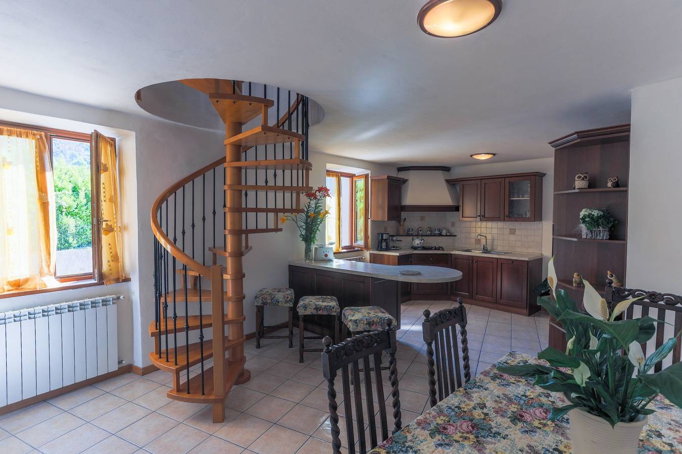 Appartamento intero, Appartamento 'Casa Rita App 1' con terrazza, giardino e Wi-Fi in comune in Vesio, Tremosine