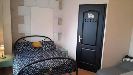 Maison d’hôte pour 3 personnes, avec jardin à Orbigny