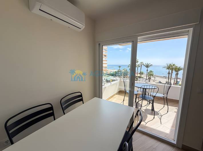 Appartement entier, Appartement 'Vistas Al Mar A131H' avec vue sur la mer, Wi-Fi et climatisation in Torrox Costa, Torrox