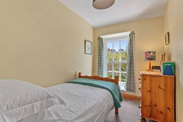 Cottage for 5 People in Fishguard, Pembrokeshire, Photo 3