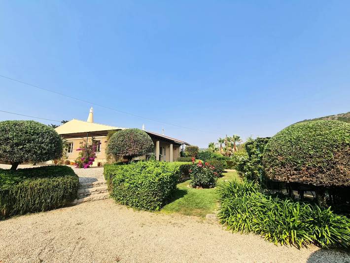 Villa para 6 pessoas, com jardim e piscina em Lagos