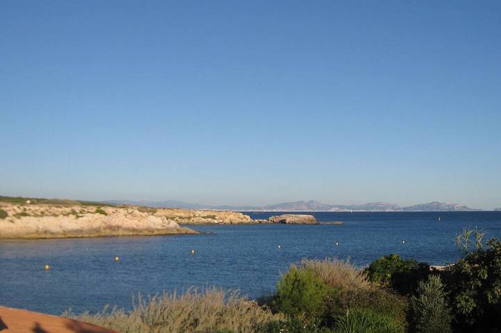 Location de vacances pour 6 personnes, avec jardin et terrasse dans Couronne Vieille