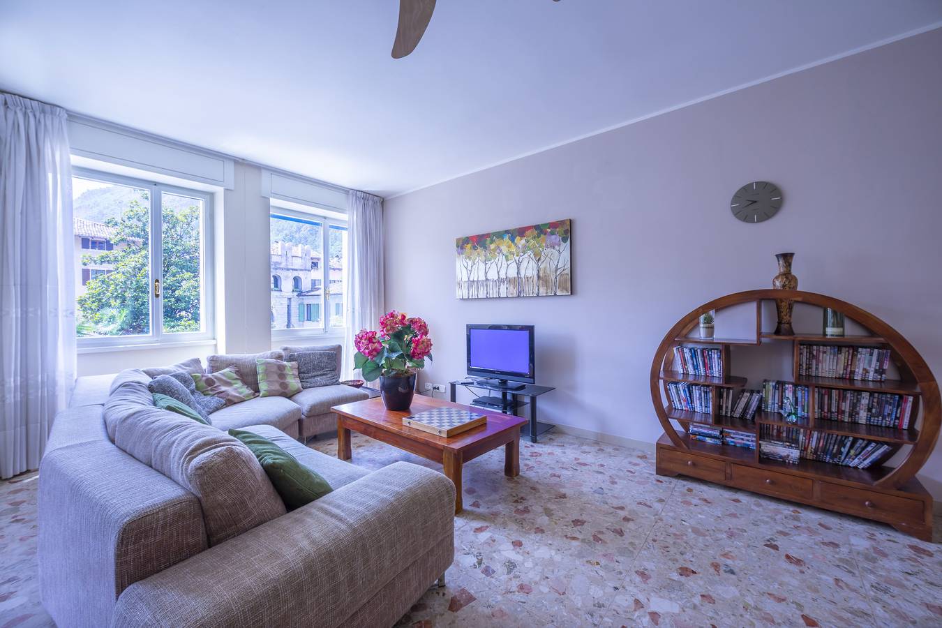 Appartement entier, Riva Dante Apartment in Riva del Garda, Montagnes autour du lac de Garde