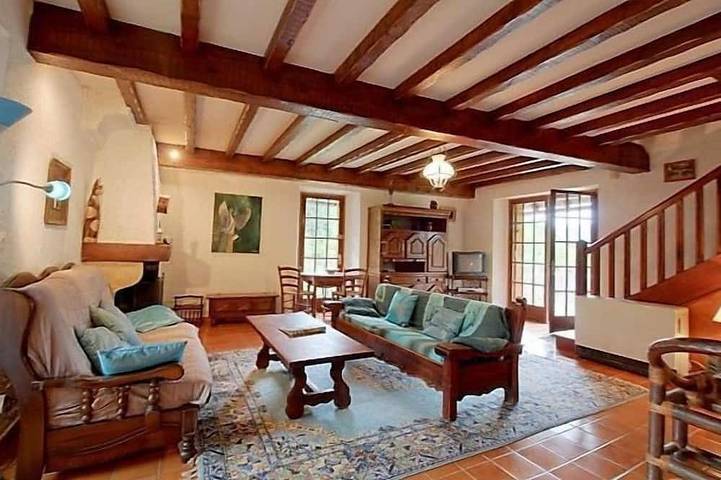 Gîte pour 8 personnes, avec Balcon et Jardin à Bareilles