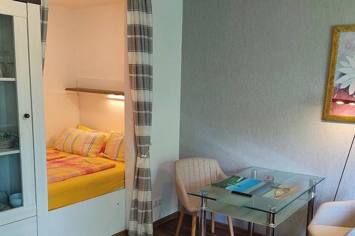 Ferienwohnung für 2 Personen, mit Balkon in Bremerhaven