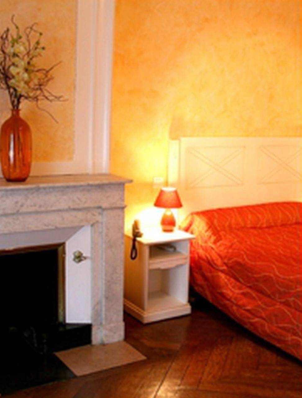 Double Room in Romanèche-Thorins, Beaujolais