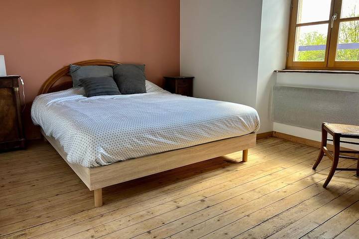 Location de vacances pour 12 personnes, avec jardin et terrasse, animaux acceptés dans Lac de la Mouche - 2