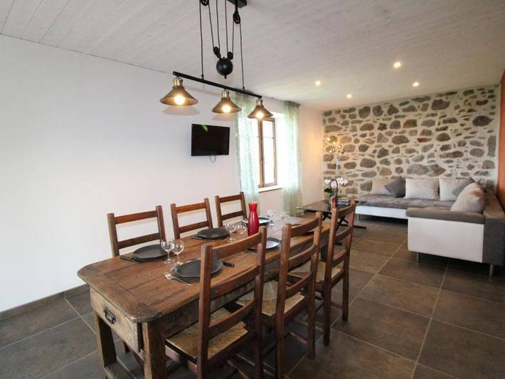 Location de vacances pour 6 personnes, avec Jardin à Chanterelle (homonymie)
