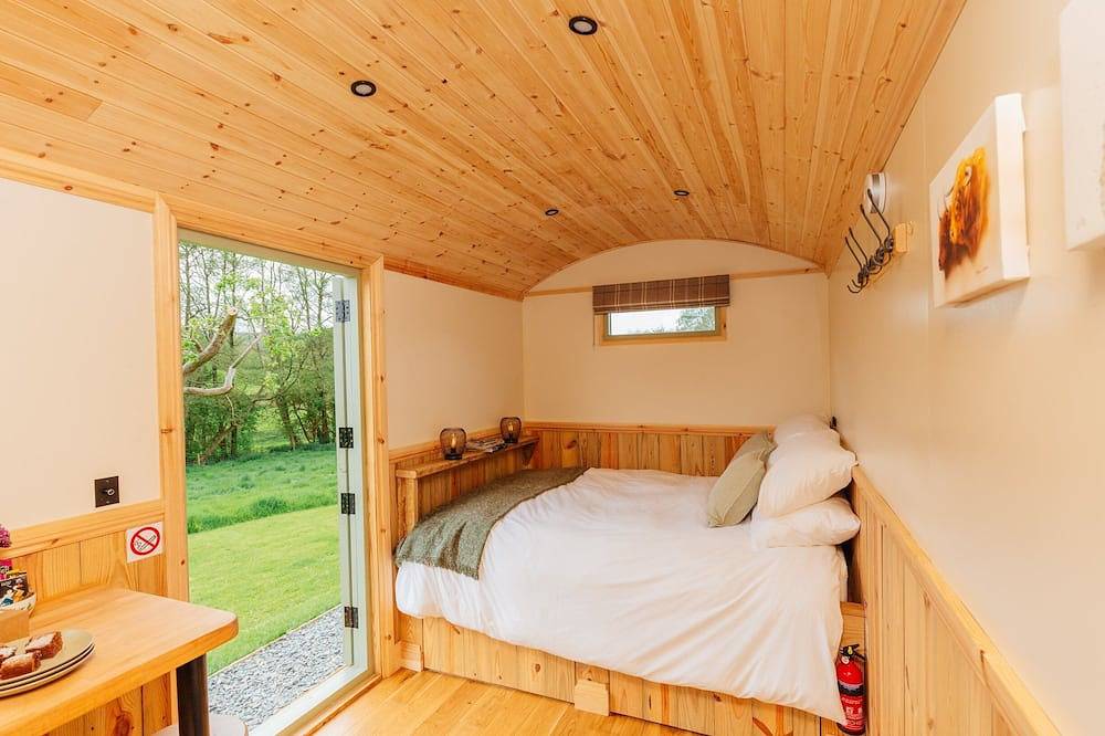 Entire apartment, Bramley Hut near Allerford in Selworthy, Somerset