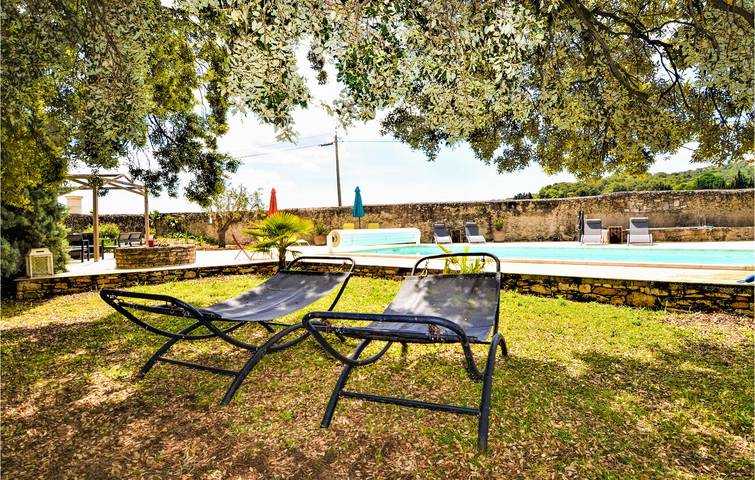 Saint-Alexandre Solitude : Apt de 200m2 avec TV, piscine et parking in Saint-Alexandre, Région de Nîmes
