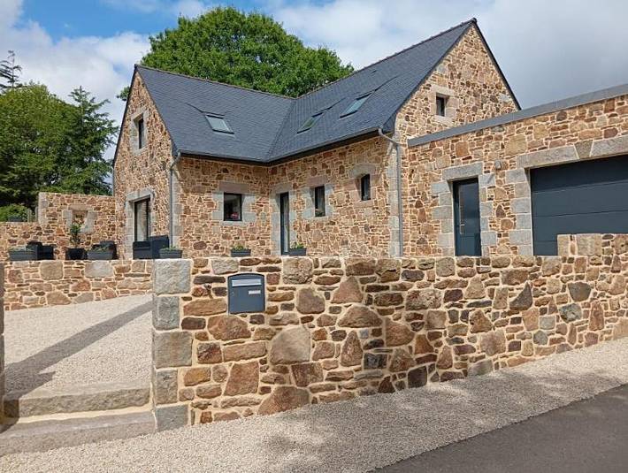Location de vacances pour 6 personnes, avec terrasse à Plouguiel