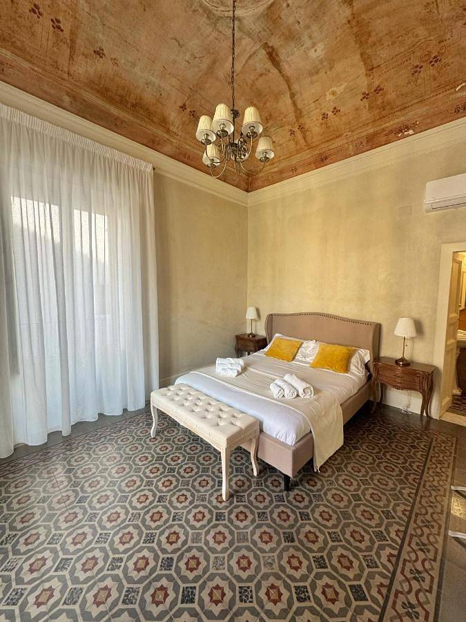 B&b voor 2 personen, met balkon en uitzicht in Catania