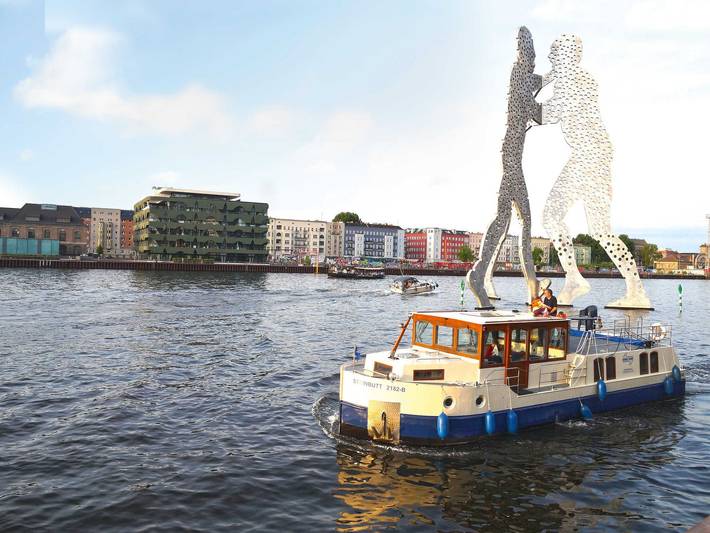 Boot für 12 Personen, mit Ausblick und Terrasse sowie Seeblick, mit Haustier in Brandenburg - 3