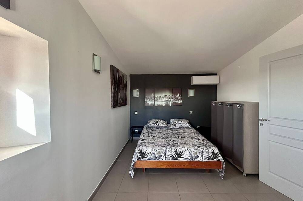 Villa with contemporary flair in Ollioules, Mittelmeerküste (Frankreich)