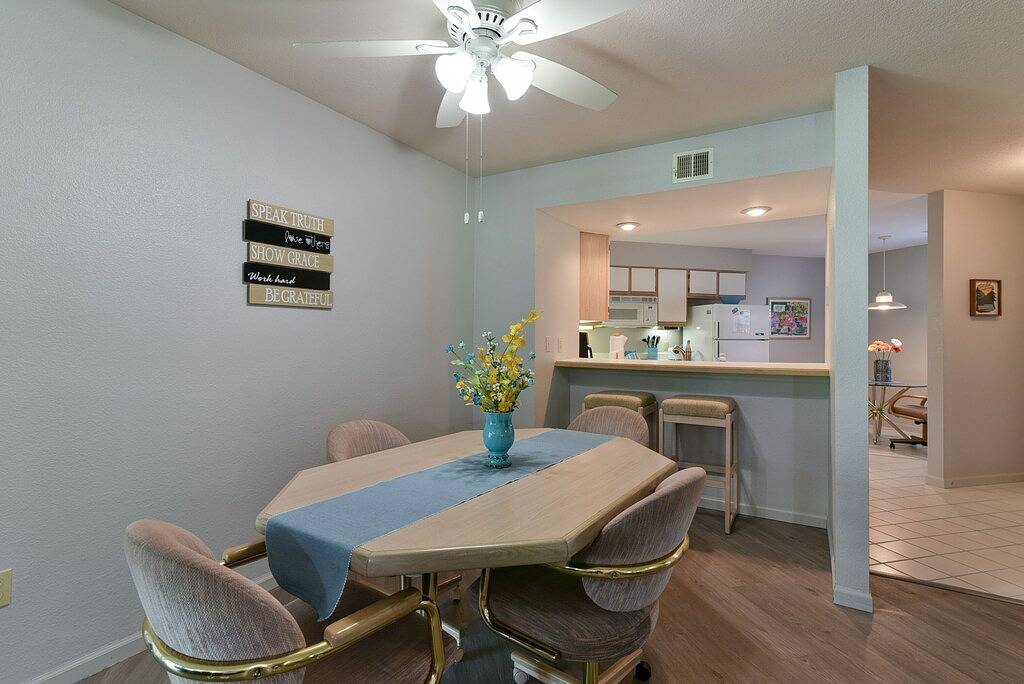 Ganze Wohnung, 2Br Walk-In Condo ~ 2 Pools ~ Free Tickets Included! (Pr63-3) in Table Rock Lake