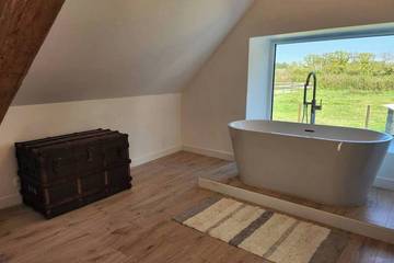 Chambre D’hôte pour 10 Personnes dans Maisonnais, Saint-Amand-Montrond, Photo 4