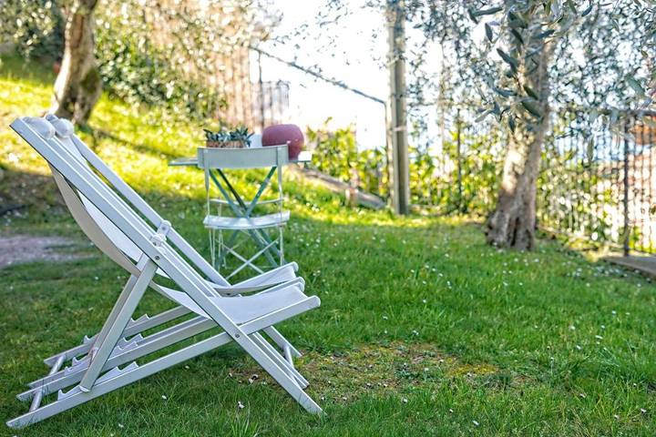Ferienhaus für 2 Personen, mit Garten und Terrasse sowie Seeblick und Ausblick, mit Haustier am Gardasee - 3