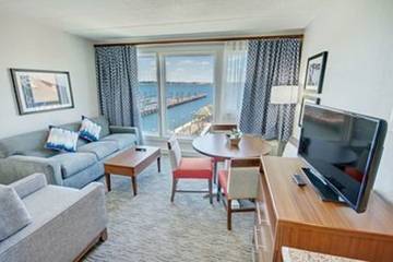 Hotel for 4 Guests in Newport, Rhode Island, Picture 2