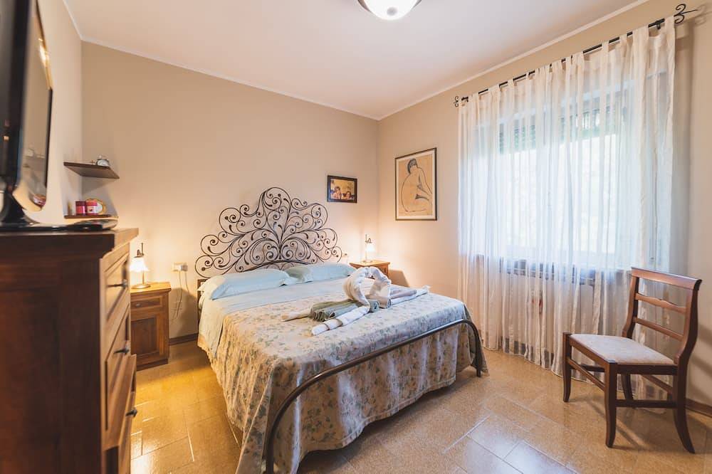 Onafhankelijk landhuis zoals in Casatua in de buurt van Gubbio, Assisi en Perugia in Valfabbrica, Provincie Perugia
