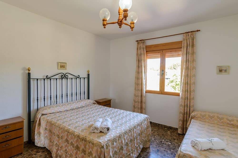 Casa Rural Embalse Bermejales Arenas del Rey by Ruralidays in Pantano de los Bermejales, Arenas del Rey