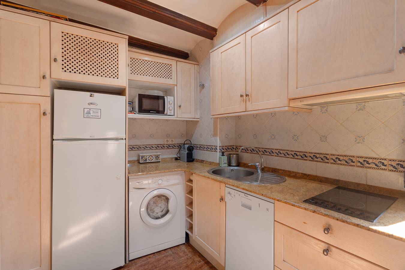 Apartamento entero, Apartamento 'Melihah' con Wi-Fi y aire acondicionado in Daroca, Provincia de Zaragoza