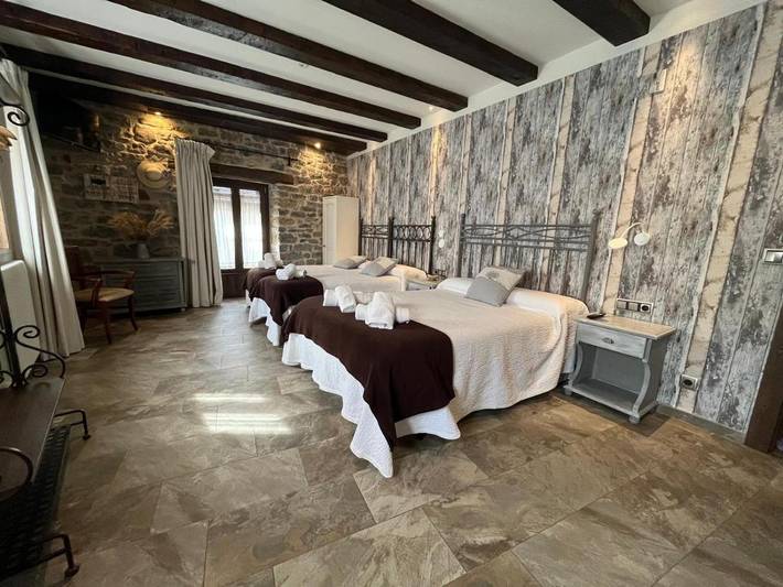 Casa de huéspuedes para 2 personas, con terraza en Aragón