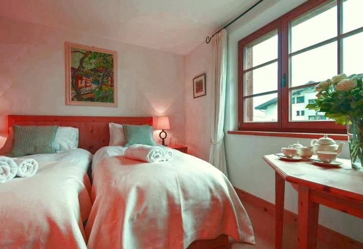 Chalet pour 14 personnes, avec sauna ainsi que balcon et jardin à Brides-les-Bains - 4