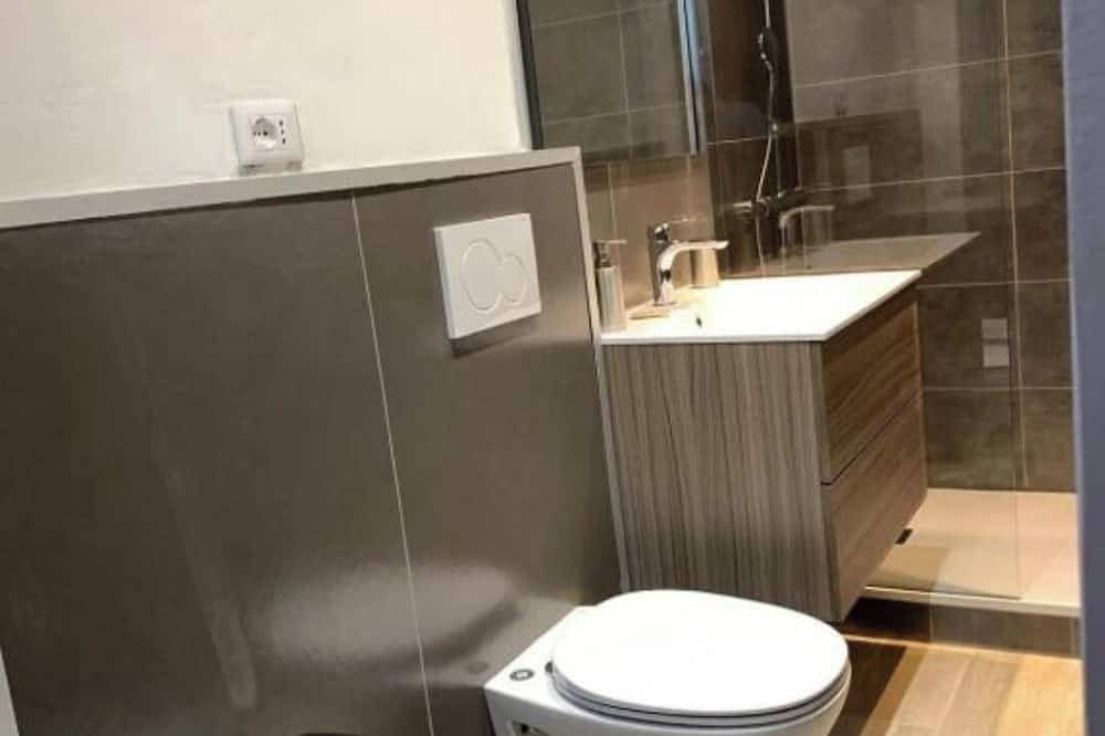 Klemi- Stanza Doppia con Bagno Privato in Trento, Prealpi Gardesane