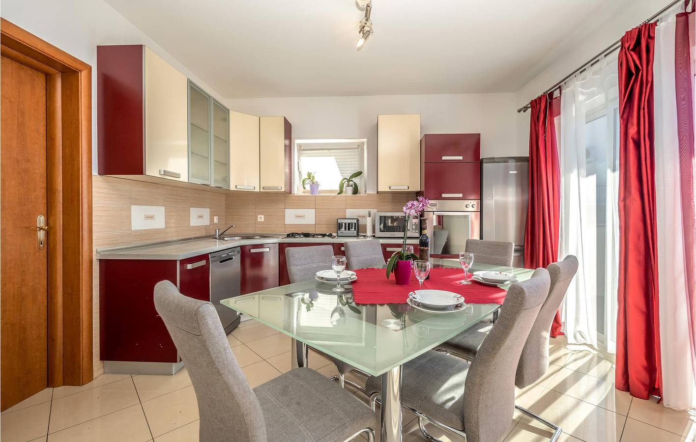 Ganze Ferienwohnung, Ferienwohnung für 6 Personen mit Terrasse in Crikvenica, Primorje-Gorski Kotar