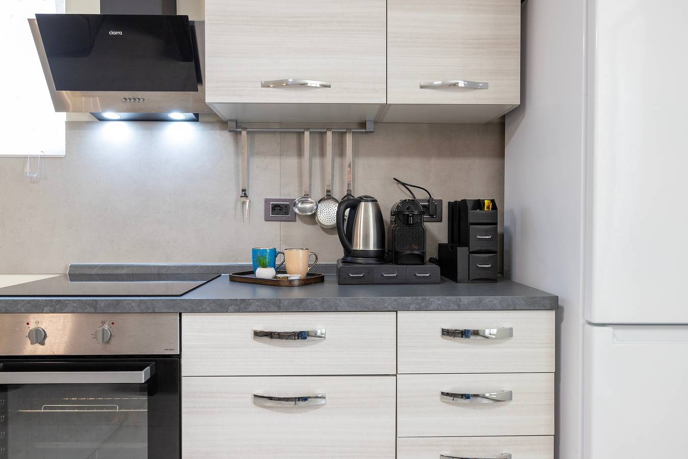 Vacation Home 'Rosa dei Venti 2' with Terrace & Wi-Fi in Lido San Giovanni, Alghero