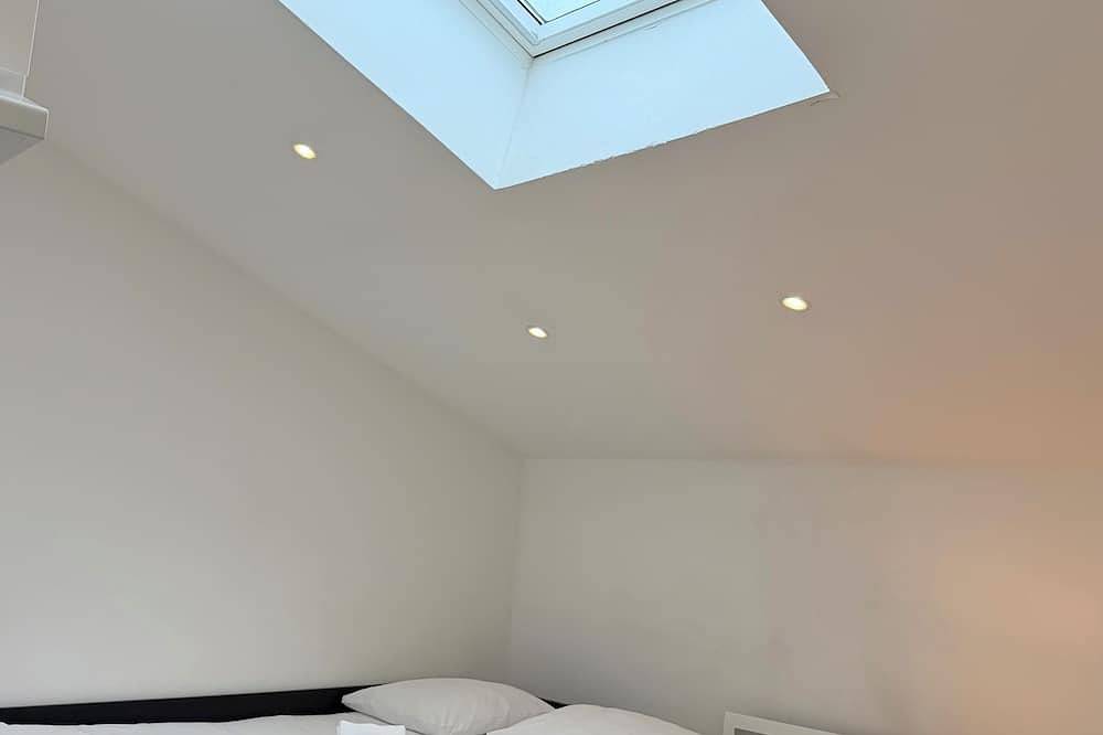 Appartement entier, Le Verlaine - parking et wifi inclus - 11 min en transports métro B in Oullins, Lyon et ses environs
