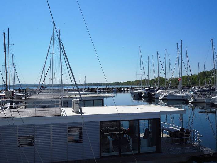 Ferienhaus mit Meerblick für 6 Personen, mit Balkon, kinderfreundlich in Boltenhagen