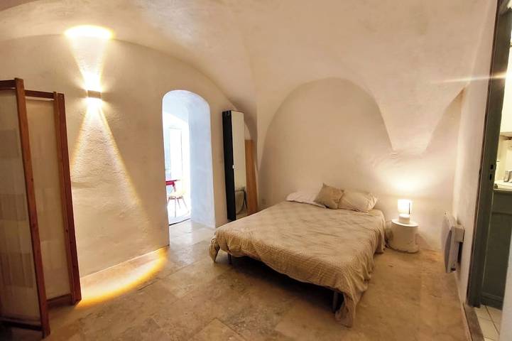 Appartement entier, Appartement atypique et central a Fontaine de Vaucluse in Fontaine-de-Vaucluse, Vaucluse