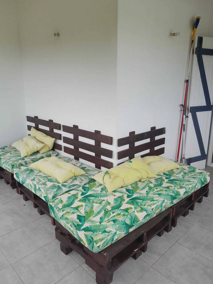 Gîte pour 4 personnes, avec terrasse ainsi que piscine et jardin à Morne-à-l'Eau - 2