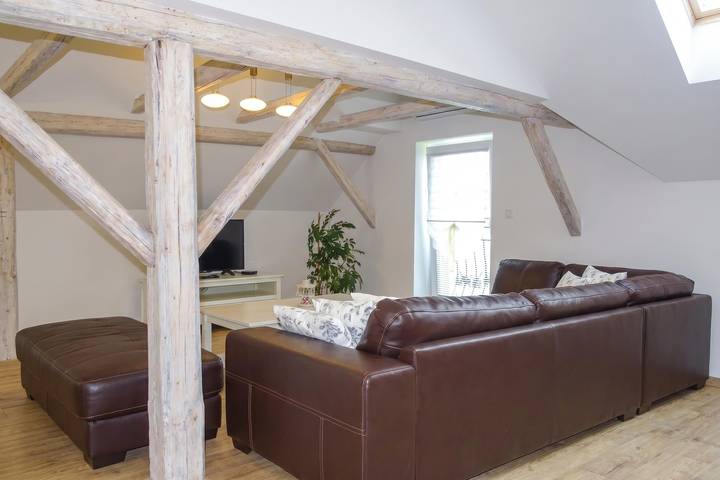 Villa für 9 Personen, mit Pool und Terrasse sowie Sauna in Slowenien - 4