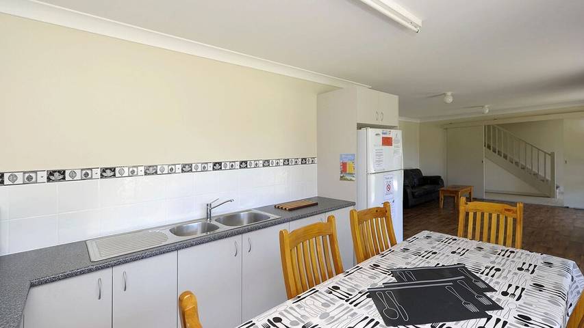 Holiday home for 16 people, with garden in Shoal Bay