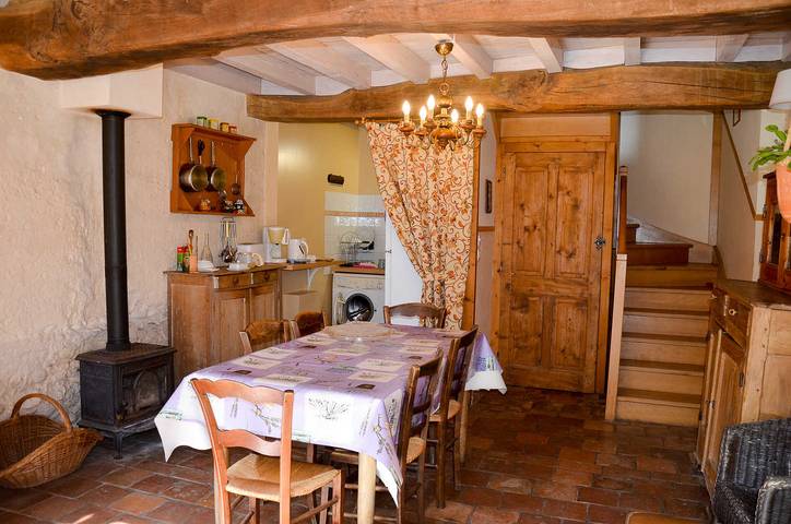 Gîte pour 5 personnes, avec Jardin et Piscine dans l' Isère - 4