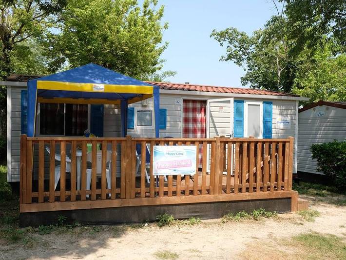 Glamping for 6 people, with Children pool in Greece