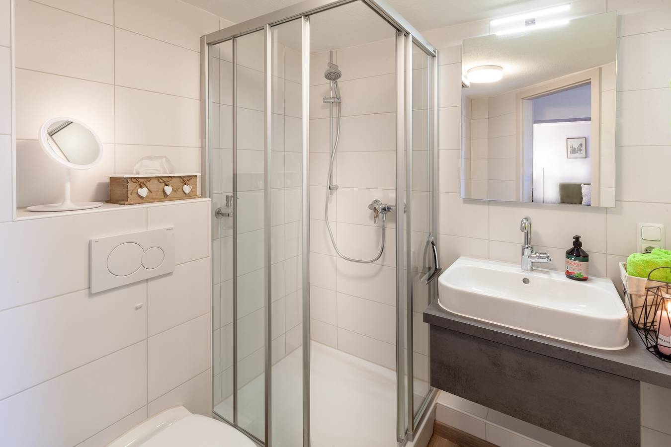 Ganze Wohnung, Ferienwohnung 'Rhön' mit Balkon, Gemeinschaftsgarten und Wi-Fi in Wächtersbach, Main-Kinzig-Kreis