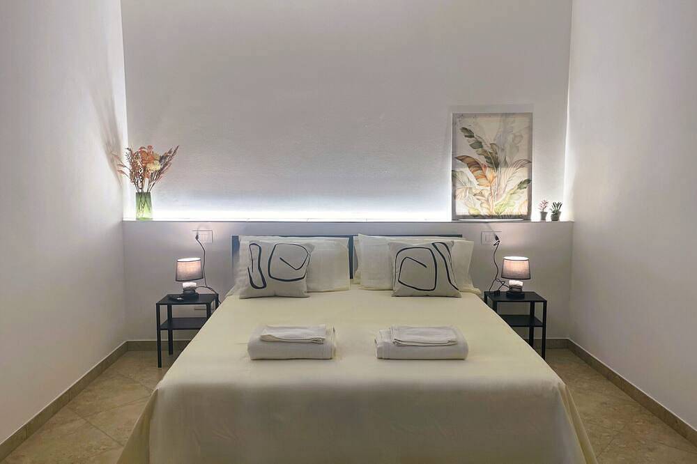 Ganze Wohnung, Das Häuschen in Borgo Alba_Charme aus Stein und Entspannung in Polpenazze del Garda, Gardasee-Berge