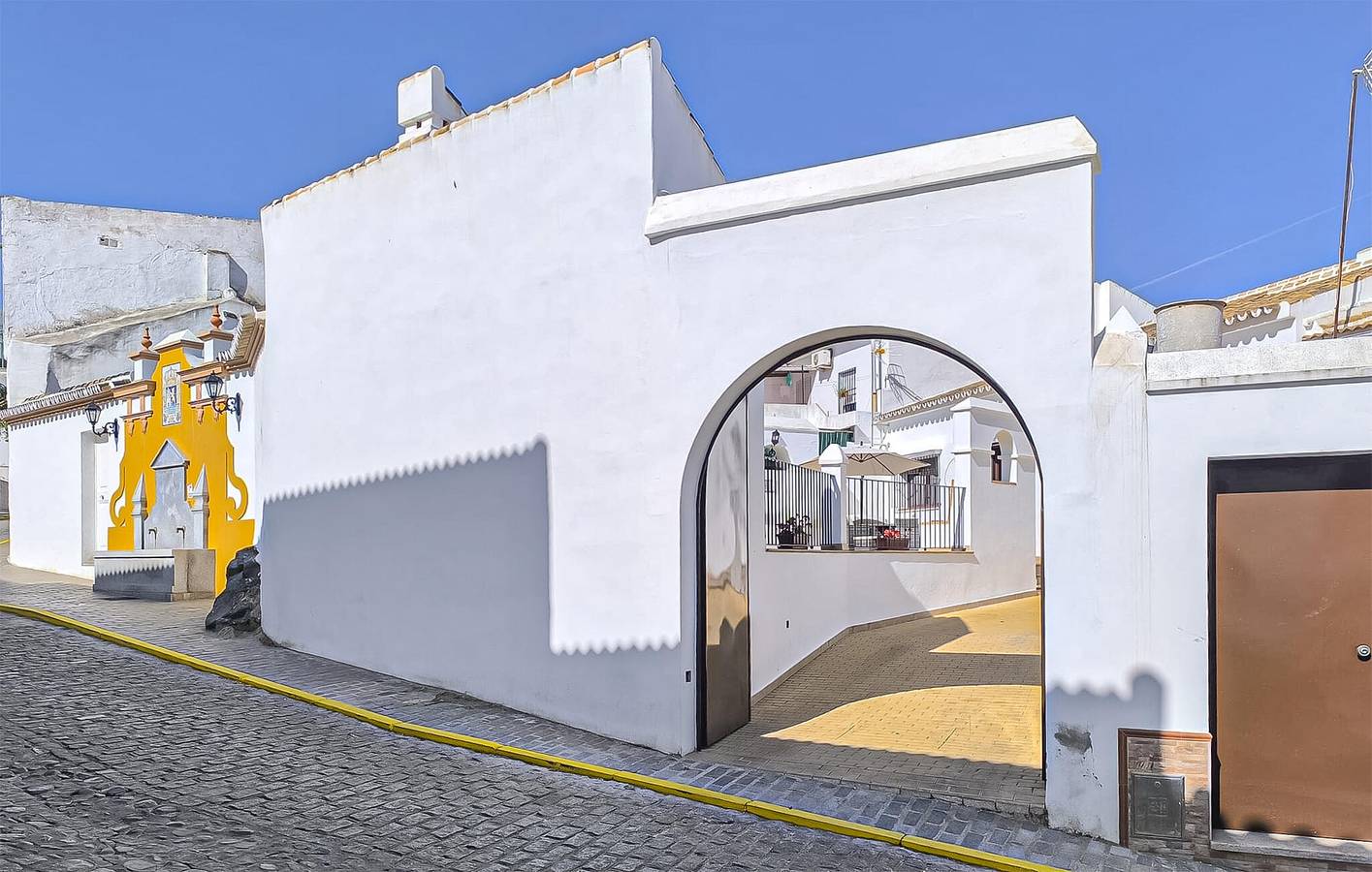 Gemütliche Wohnung mit Pool und Kamin – 400 m zum Stadtzentrum in Castilblanco de los Arroyos, Sevilla Provinz