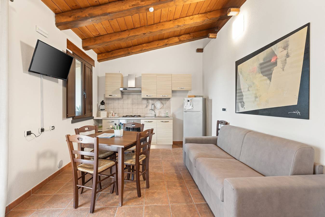 Entire apartment, Apartment '5' with Shared Garden, Wi-Fi and Air Conditioning in Cabras, Stagno di Càbras