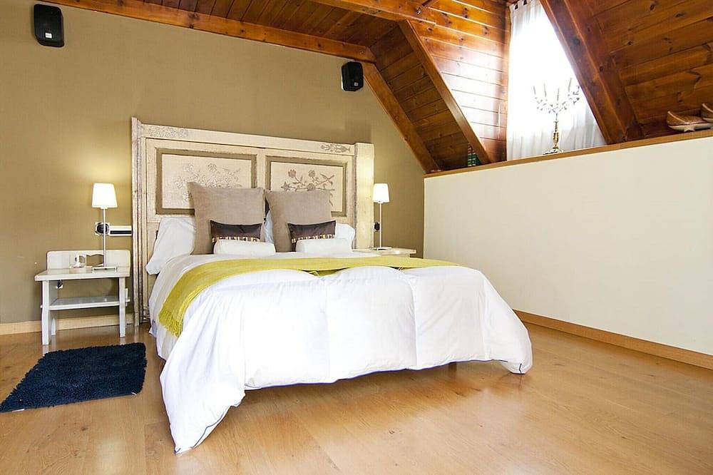 Mansion in Vielha with Scenic Mountain Views in Vielha, Vielha e Mijaran