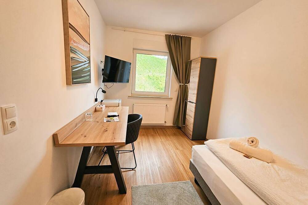 Einzelzimmer Budget - Hotel Emmerich in Winningen, Osteifel